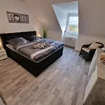 Exklusives Und Helles Dachgeschoss-apartment No 1 Im Zentrum Von Kassel, Schnelles 1gbit Internet, Geschirrspueler, Boxspringbetten * Kassel