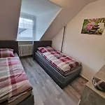 Exklusives Und Helles Dachgeschoss-apartment No 1 Im Zentrum Von Kassel, Schnelles 1gbit Internet, Geschirrspüler, Boxspringbetten Apartamento