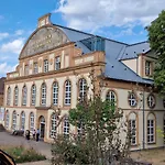 Exklusives Und Helles Dachgeschoss-apartment No 1 Im Zentrum Von Kassel, Schnelles 1gbit Internet, Geschirrspüler, Boxspringbetten Apartamento