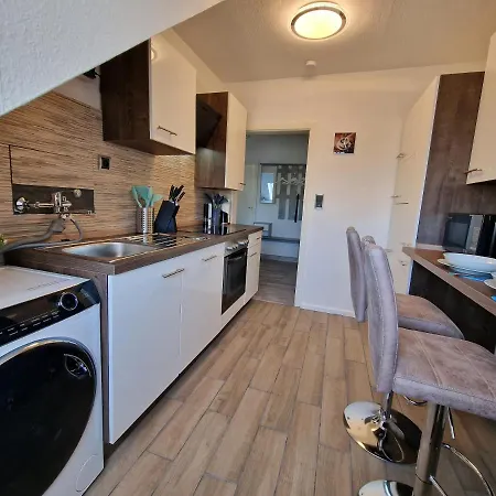 Exklusives Und Helles Dachgeschoss-apartment No 1 Im Zentrum Von Kassel, Schnelles 1gbit Internet, Geschirrspueler, Boxspringbetten Lejlighed Kassel