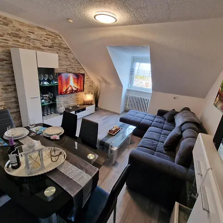 Appartement Exklusives Und Helles Dachgeschoss-apartment No 1 Im Zentrum Von Kassel, Schnelles 1gbit Internet, Geschirrspueler, Boxspringbetten *