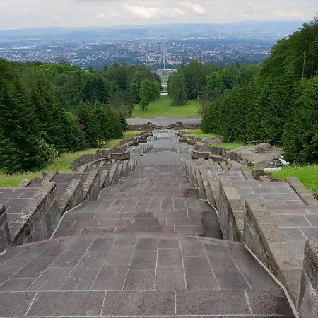 Exklusives Und Helles Dachgeschoss-apartment No 1 Im Zentrum Von Kassel, Schnelles 1gbit Internet, Geschirrspueler, Boxspringbetten Lejlighed