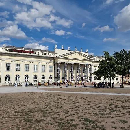 Exklusives Und Helles Dachgeschoss-apartment No 1 Im Zentrum Von Kassel, Schnelles 1gbit Internet, Geschirrspueler, Boxspringbetten Kassel