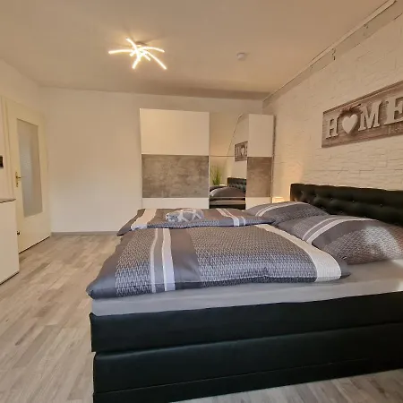 Exklusives Und Helles Dachgeschoss-apartment No 1 Im Zentrum Von Kassel, Schnelles 1gbit Internet, Geschirrspueler, Boxspringbetten *
