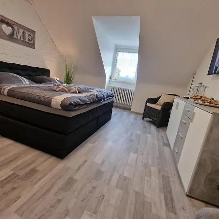 Exklusives Und Helles Dachgeschoss-apartment No 1 Im Zentrum Von Kassel, Schnelles 1gbit Internet, Geschirrspueler, Boxspringbetten *