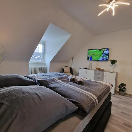 Exklusives Und Helles Dachgeschoss-apartment No 1 Im Zentrum Von Kassel, Schnelles 1gbit Internet, Geschirrspueler, Boxspringbetten * كاسيل