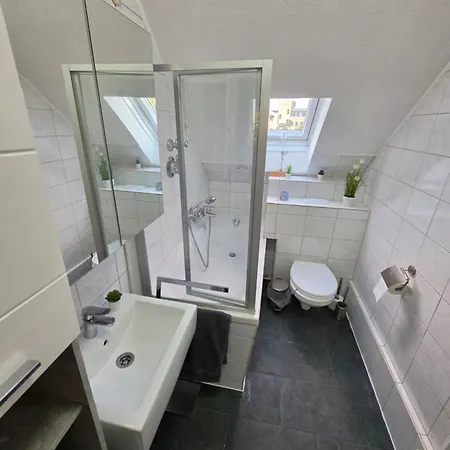Exklusives Und Helles Dachgeschoss-apartment No 1 Im Zentrum Von Kassel, Schnelles 1gbit Internet, Geschirrspueler, Boxspringbetten * Kassel