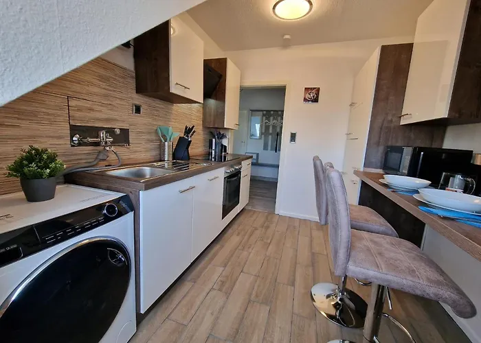 Exklusives Und Helles Dachgeschoss-apartment No 1 Im Zentrum Von Kassel, Schnelles 1gbit Internet, Geschirrspüler, Boxspringbetten Apartment Kassel