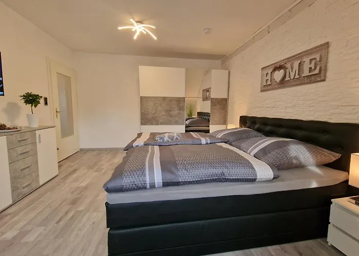 Exklusives Und Helles Dachgeschoss-apartment No 1 Im Zentrum Von Kassel, Schnelles 1gbit Internet, Geschirrspueler, Boxspringbetten *