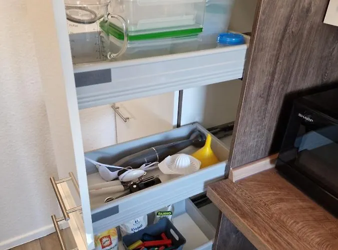 Apartment Exklusives Und Helles Dachgeschoss-apartment No 1 Im Zentrum Von Kassel, Schnelles 1gbit Internet, Geschirrspüler, Boxspringbetten *