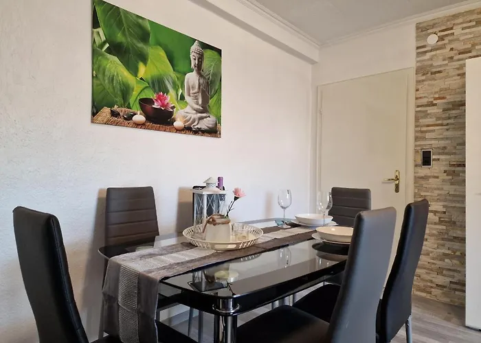 Exklusives Und Helles Dachgeschoss-apartment No 1 Im Zentrum Von Kassel, Schnelles 1gbit Internet, Geschirrspueler, Boxspringbetten Lägenhet