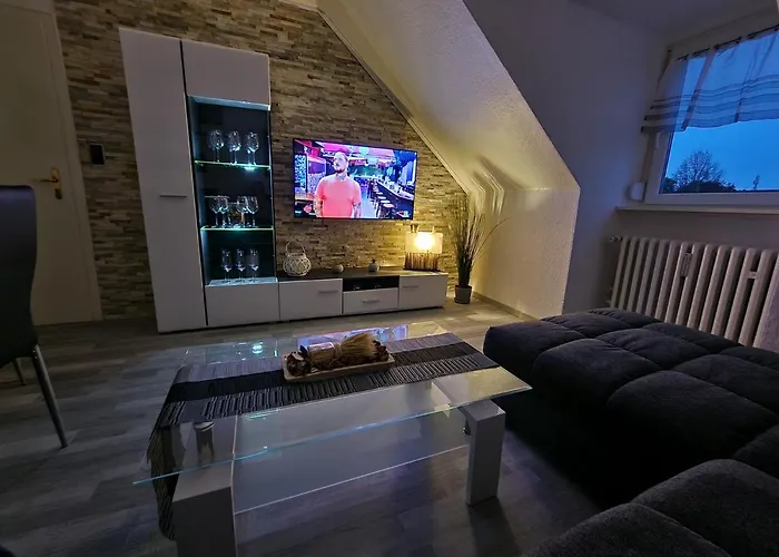 Exklusives Und Helles Dachgeschoss-apartment No 1 Im Zentrum Von Kassel, Schnelles 1gbit Internet, Geschirrspüler, Boxspringbetten *