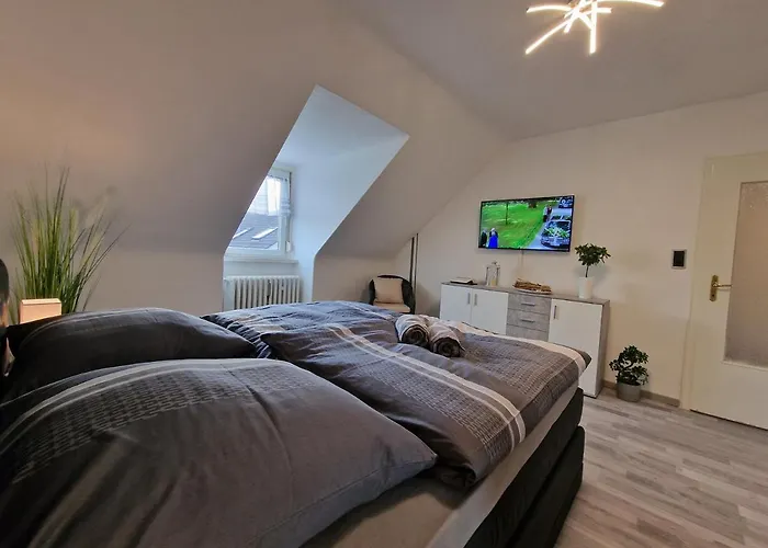 Exklusives Und Helles Dachgeschoss-apartment No 1 Im Zentrum Von Kassel, Schnelles 1gbit Internet, Geschirrspueler, Boxspringbetten * Kassel