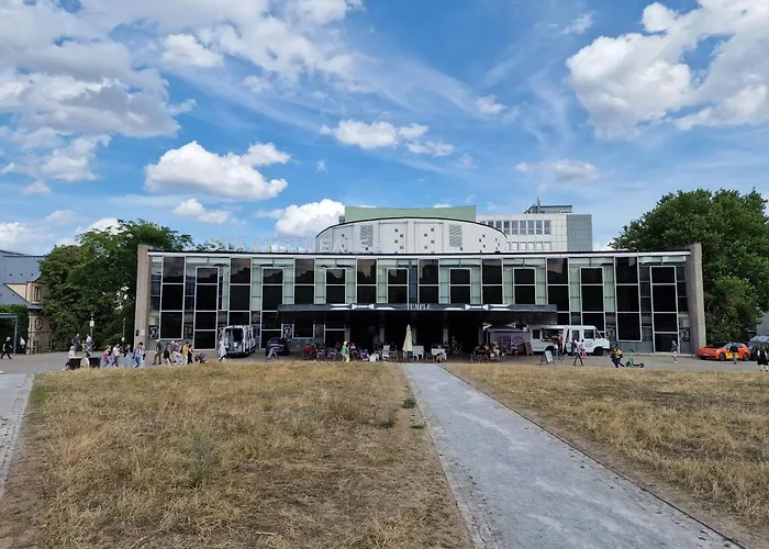 Exklusives Und Helles Dachgeschoss-apartment No 1 Im Zentrum Von Kassel, Schnelles 1gbit Internet, Geschirrspueler, Boxspringbetten *