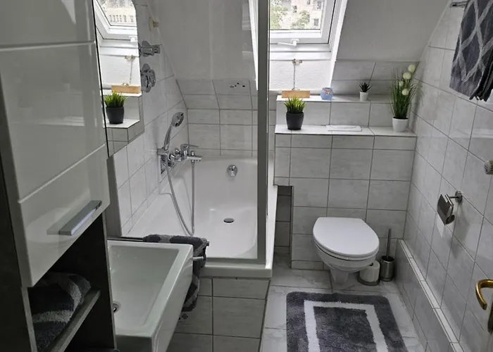 Exklusives Und Helles Dachgeschoss-apartment No 1 Im Zentrum Von Kassel, Schnelles 1gbit Internet, Geschirrspüler, Boxspringbetten